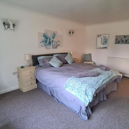 罗奇福德Westbury House别墅 外观 照片