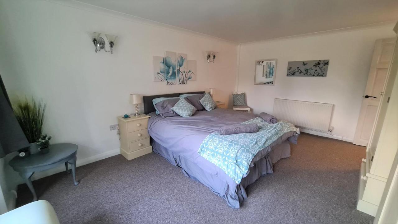 罗奇福德Westbury House别墅 外观 照片