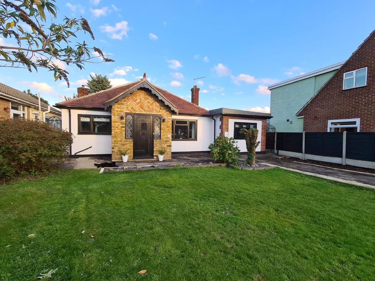 罗奇福德Westbury House别墅 外观 照片